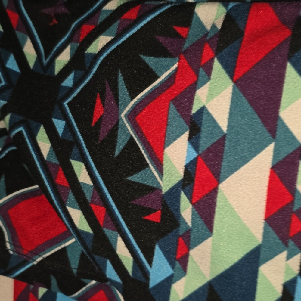 Butter Soft Geometric Leggings Lularoe OS